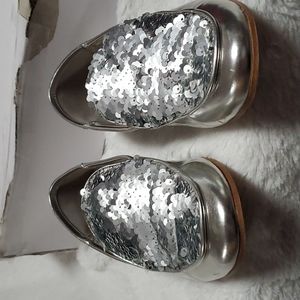 Aldo silver loafers sz 7
